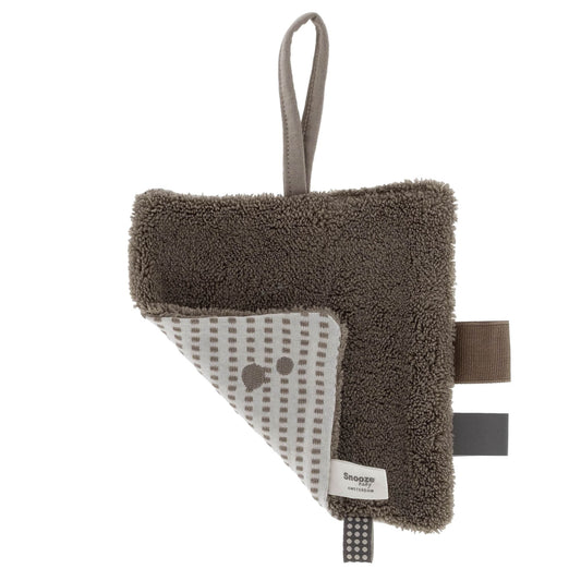 Kraamcadeau Knuffeldoekje en ansichtkaart Warm Brown_Babycadeaus_Snoozebaby